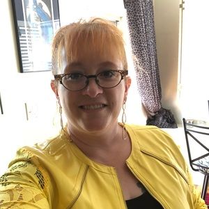 Meet your Posher, Ann